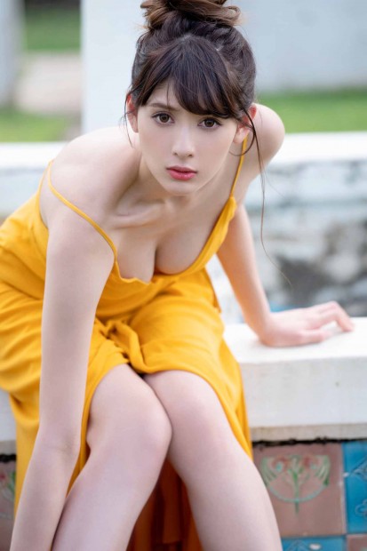 ③アンジェラ芽衣：(c)YOROKOBI／週刊プレイボーイ