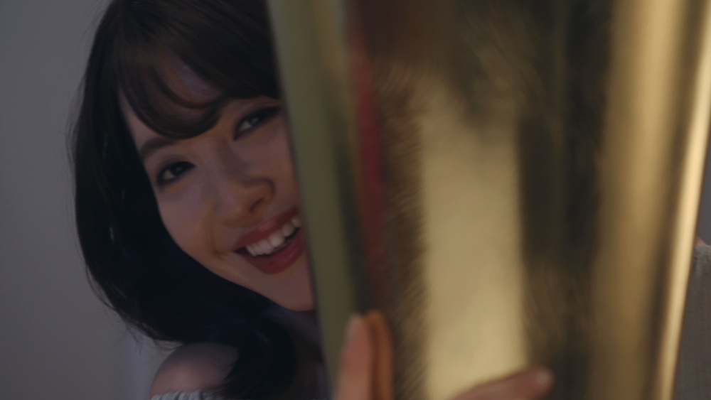 小嶋陽菜さん／「キリン　皮ごこち　『皮ごこちを飲みたい』篇」