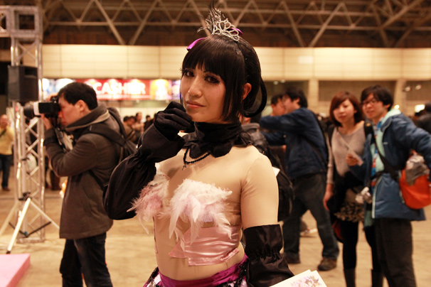 カイカイキキコスプレコンパニオン画像2a@ワンフェス2014冬