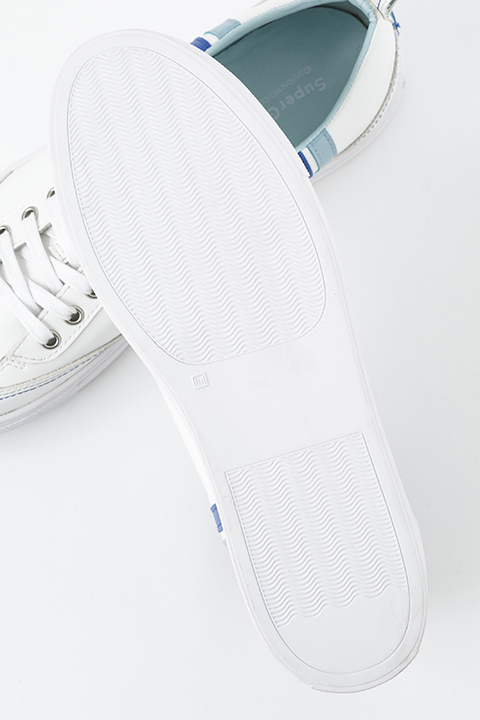 アイドルマスター シンデレラガールズコラボスニーカー