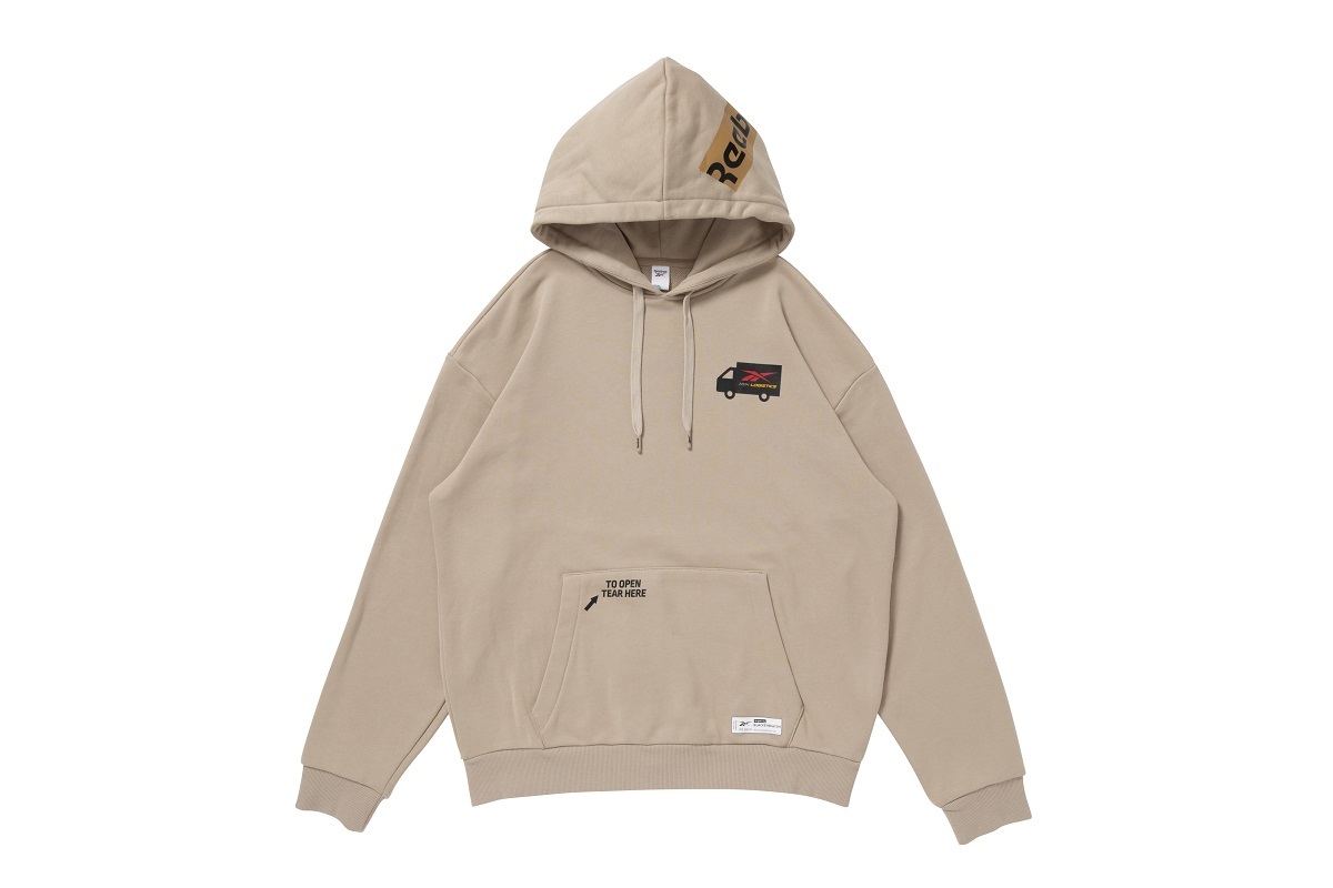 「Reebok DESIGNED by BlackEyePatch」