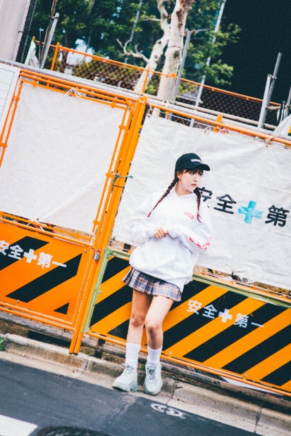 三上悠亜さんストリートスナップ12