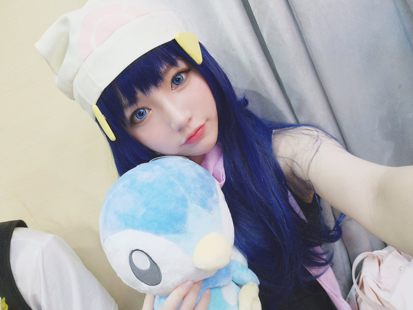 犬神洛洛子さん／『ポケットモンスター』ヒカリ