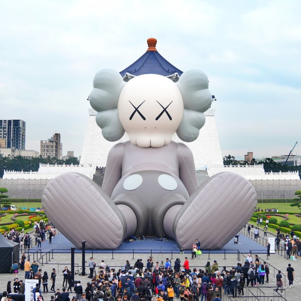 「KAWS:HOLIDAY」in台湾