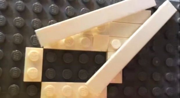 小学6年生_サカナクション「新宝島」レゴ版MV_17