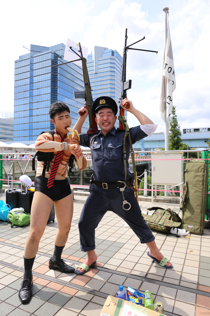 白沢鏡さん（@sirosawa_kyou）／『こちら葛飾区亀有公園前派出所』海パン刑事＆両津勘吉