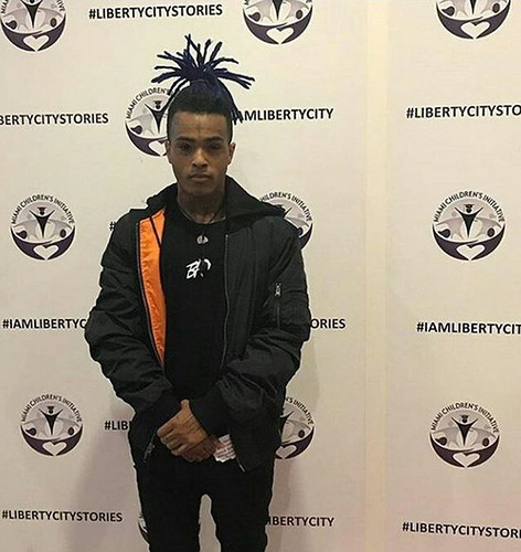 XXXTentacion射殺　20歳でスターダムにのし上がったラッパーの死を世界が悼む