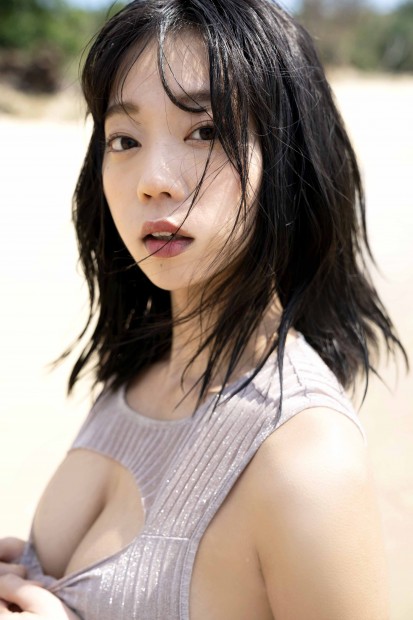 ④青山ひかる：(c)唐木貴央／週刊プレイボーイ