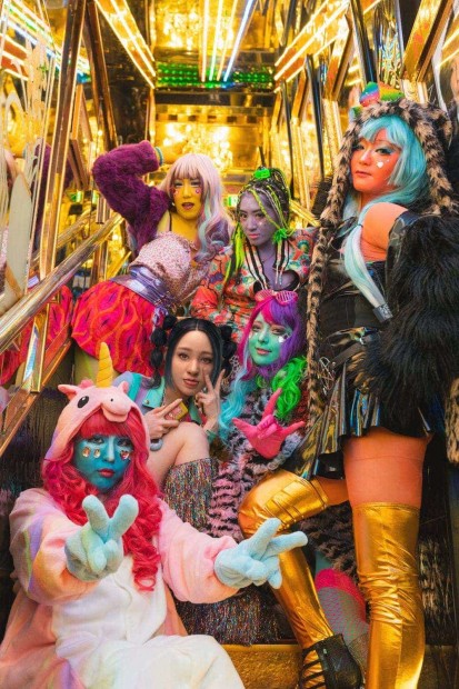 「葵プリズム×異色肌ギャル」集合写真