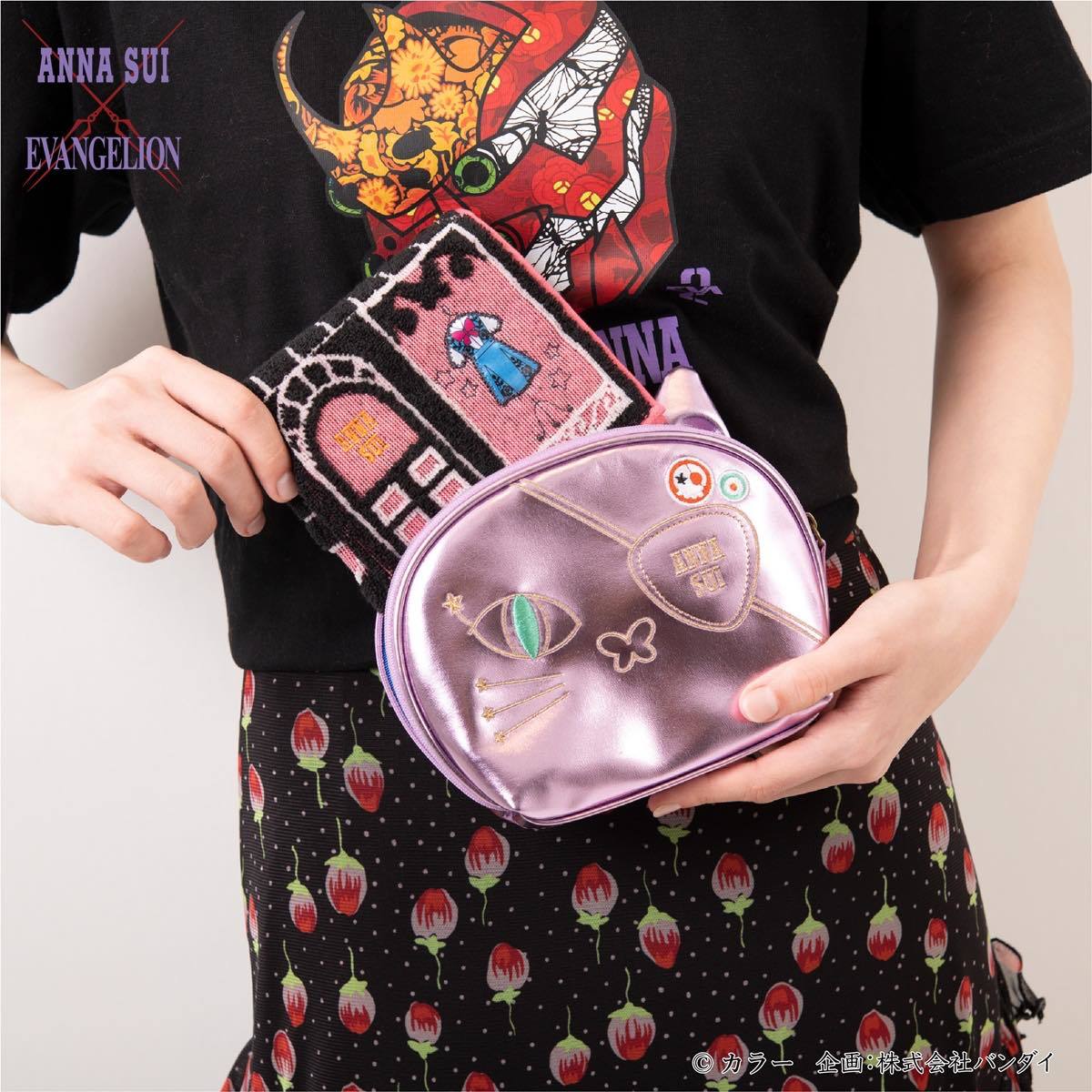 『エヴァンゲリオン』×ANNA SUI ネコポーチ（ピンク）