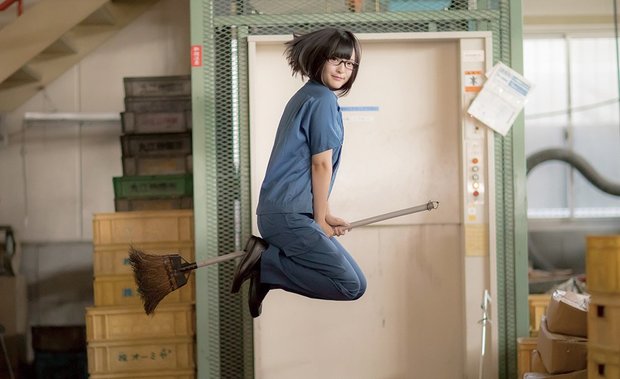 「マチコウバｘ美少女レイヤー」カレンダー（モデル：肉球あやとさん）8