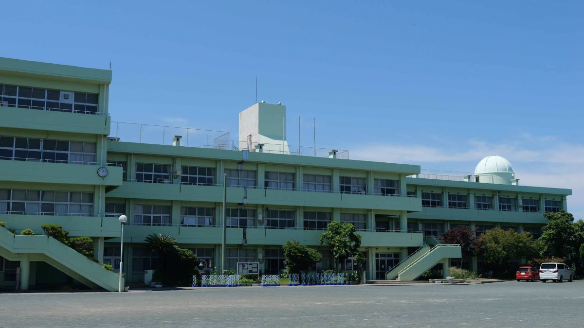 唯依たちが通う小学校のモデル