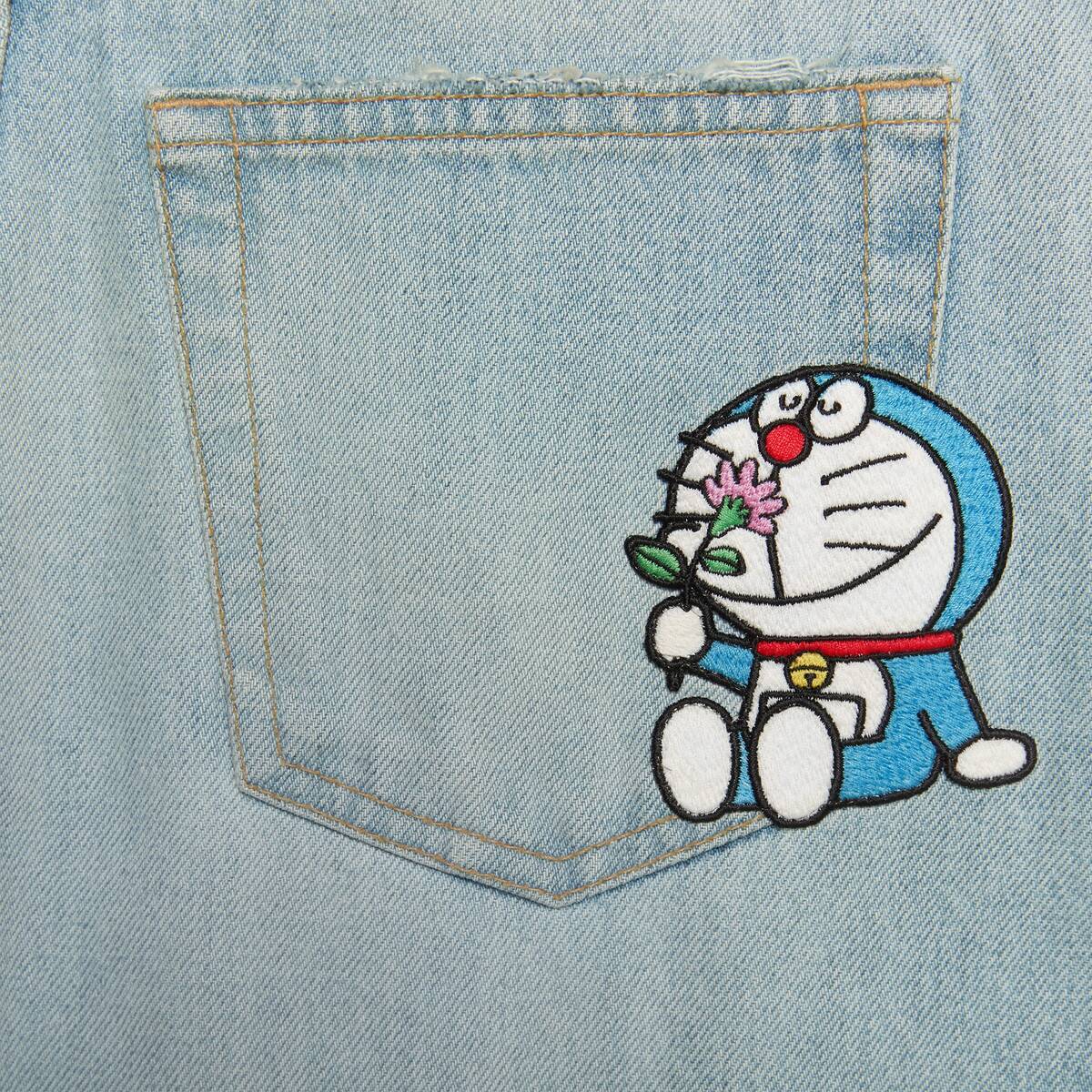 DORAEMON x GUCCI エコ デニム パンツ／画像はGUCCI公式サイトより