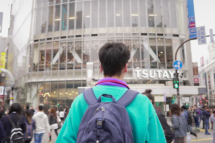渋谷に舞い降りた編集b