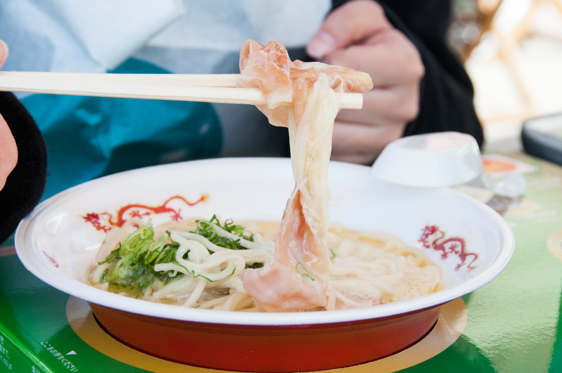 ラーメン女子博　黄金の塩らぁ麺 ドゥエイタリアン「らぁ麺フロマージュ」