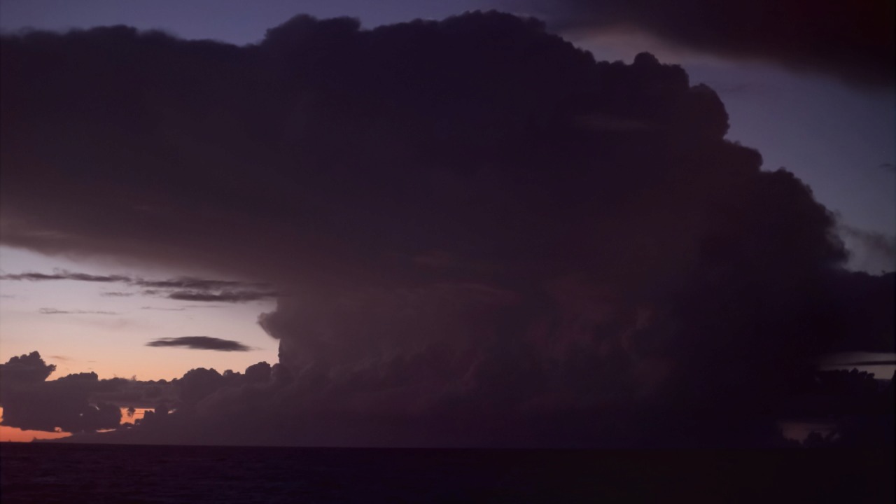 「キャンペーン中」篇（30S) (5)