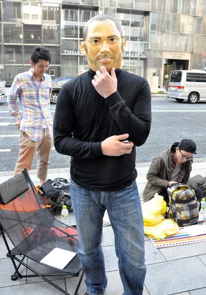 ジョブズさんも並んでいました