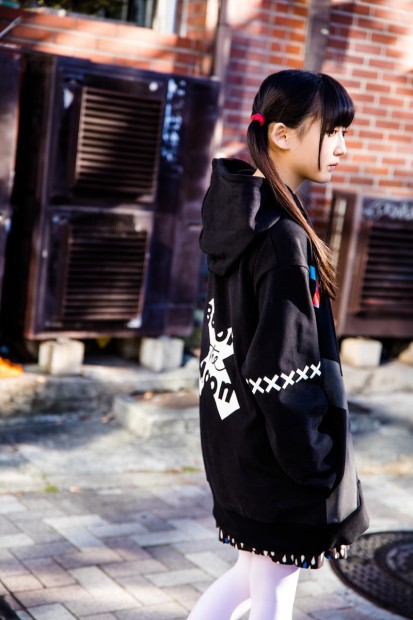 LOOKBOOKしらい
