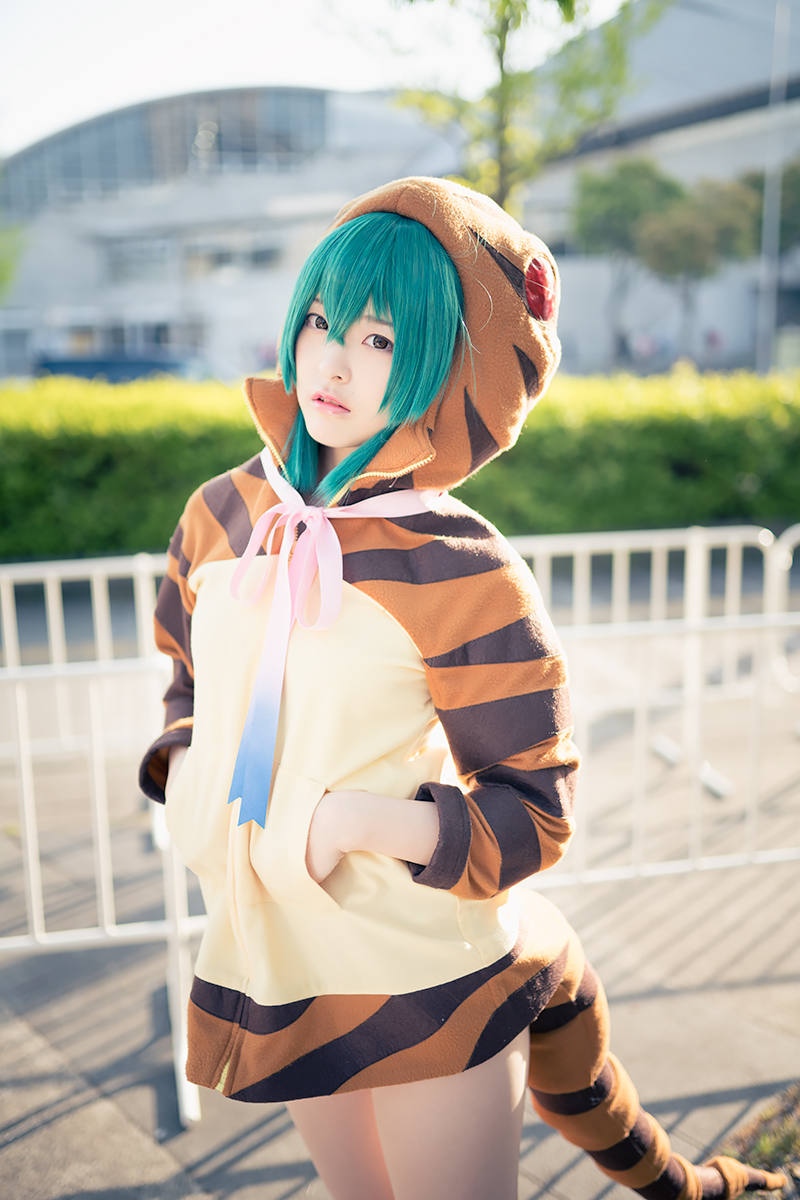 超会議2017_コスプレイヤー_肉球あやとさん（『けものフレンズ』ツチノコ）4