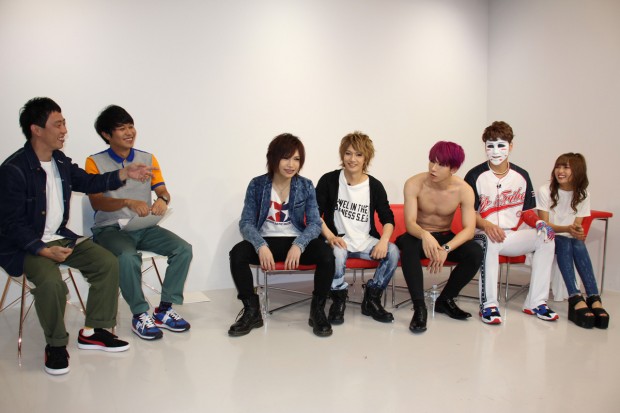 LINE LIVE ゴールデンボンバー1