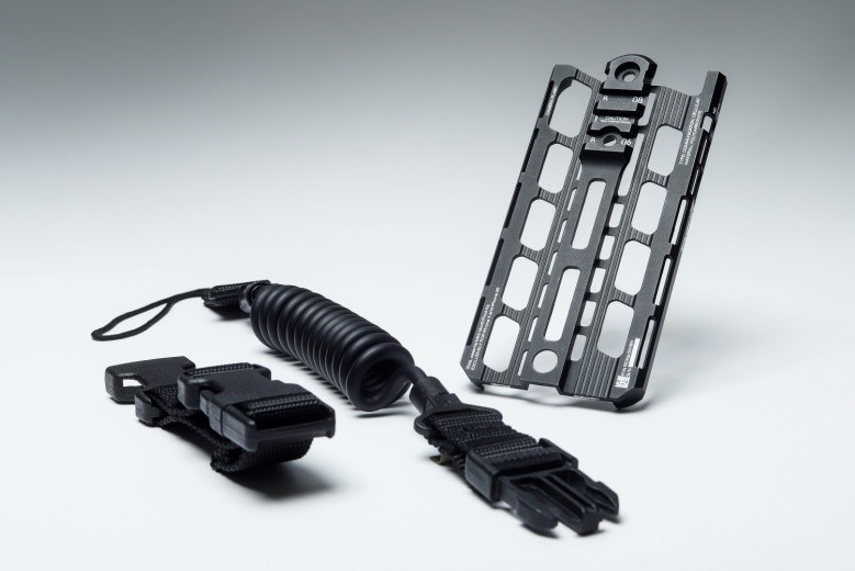 Dコース：［RAILcase/ts/Mk3 Mod1］Prod.Ka + ランヤードセット / 250名様 / 9400円（税込）