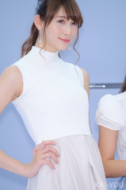 アンジェラ芽衣_2