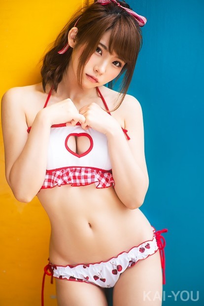 えなこさん