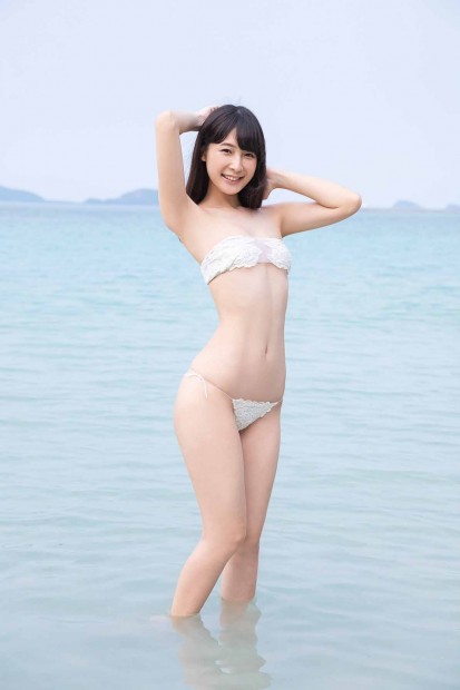 ①川崎あや：(c)藤本和典／週刊プレイボーイ