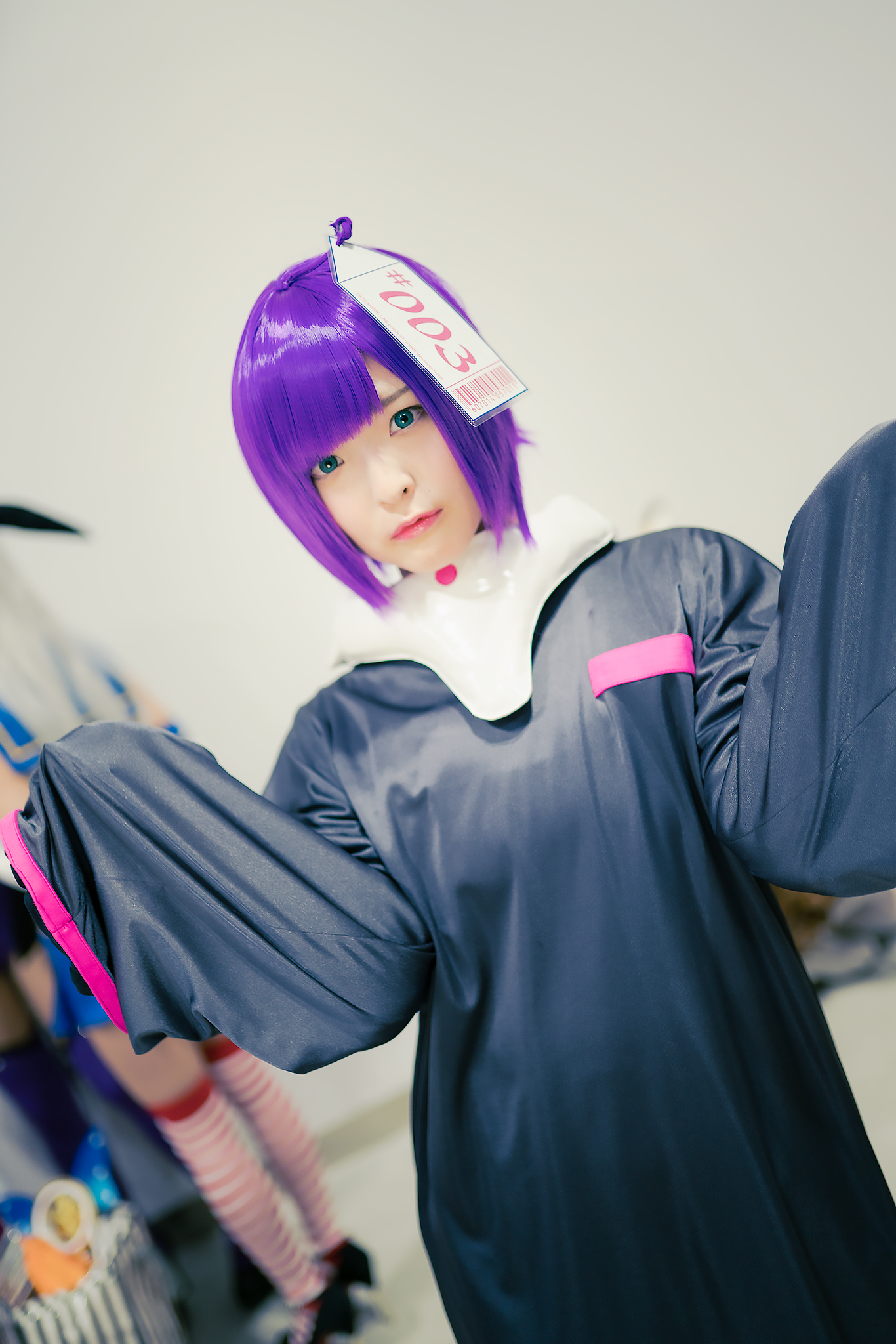 Production I.Gのアプリ「タテアニメ」のマスコットキャラのコスプレ　肉球あやとさん2