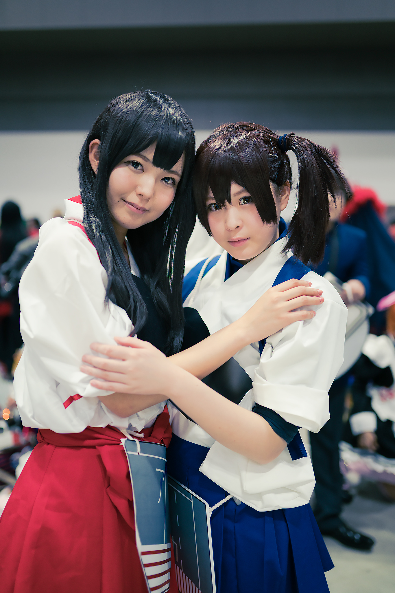 （左）『艦これ』赤城のコスプレ　九条ねぎさん（右）『艦これ』加賀のコスプレ　南ふうたそさん2