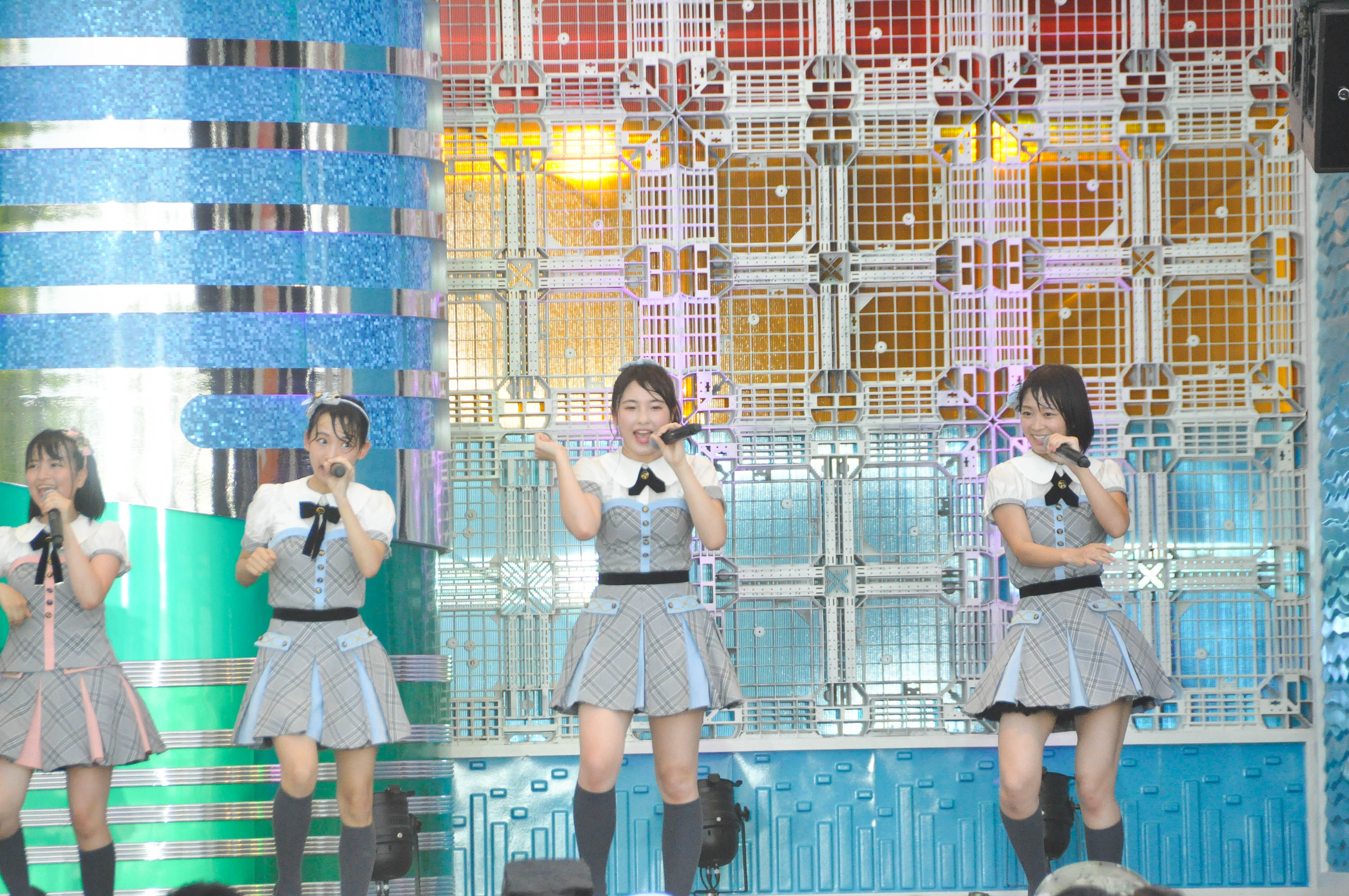 AKB48 Team 8