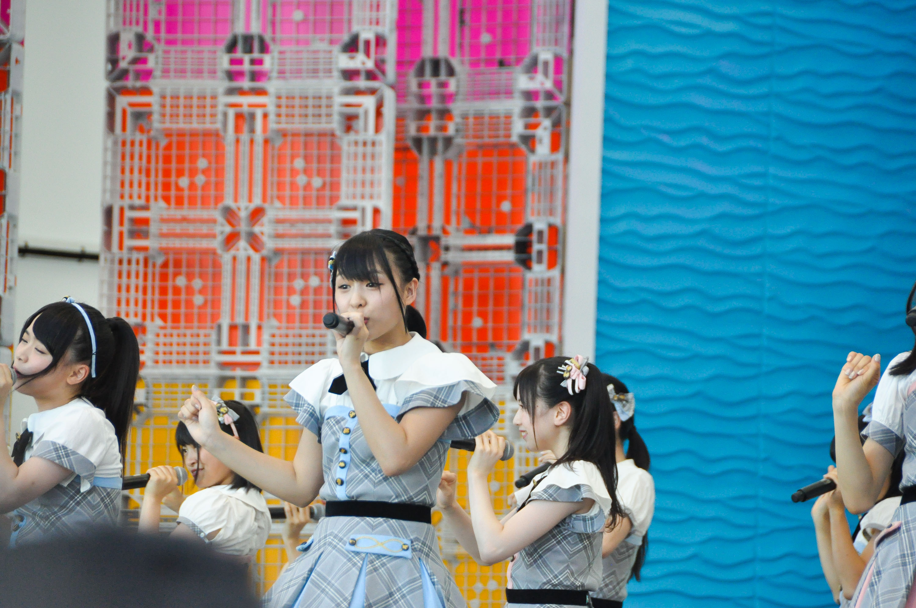 AKB48 Team 8