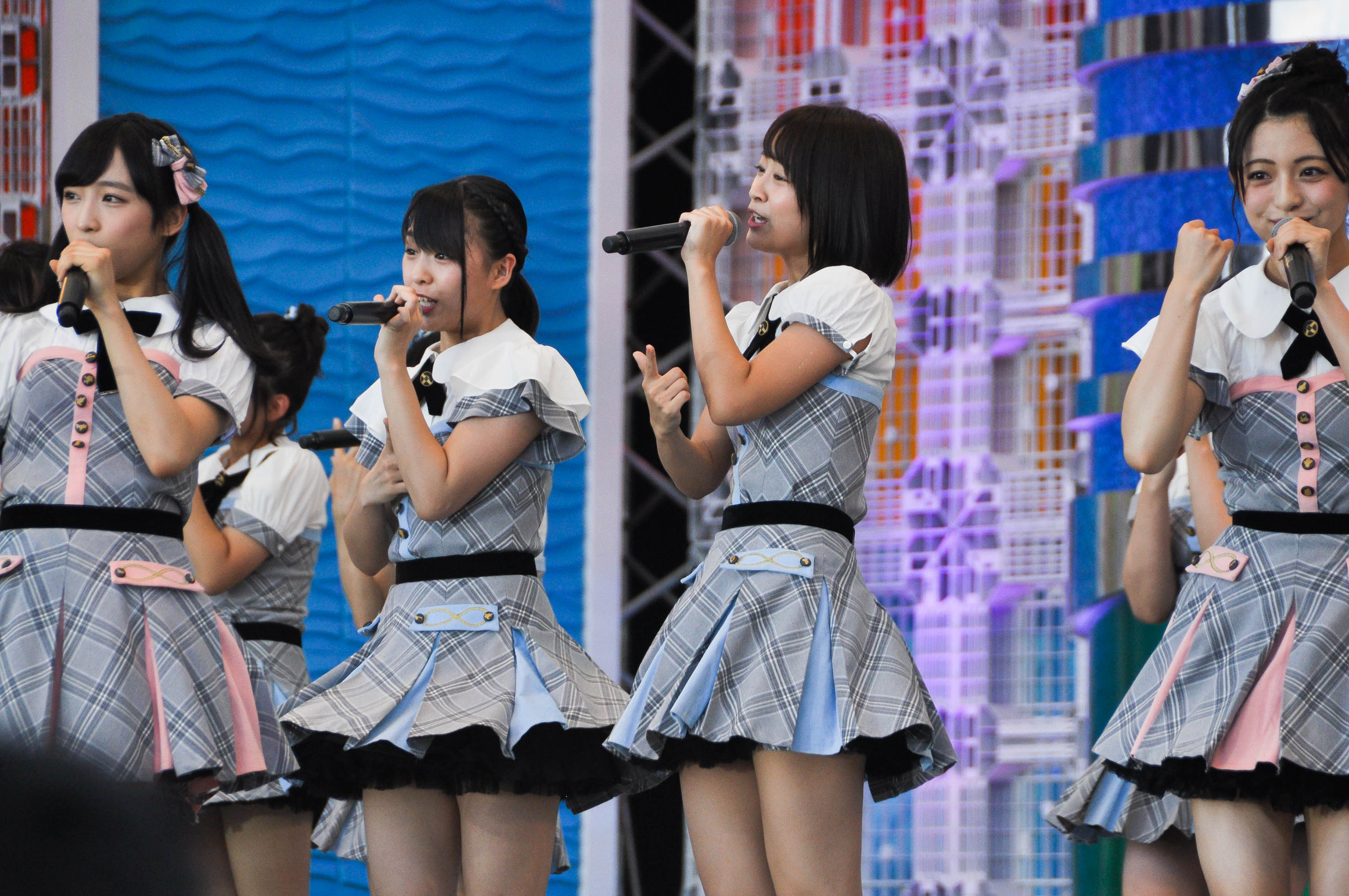AKB48 Team 8