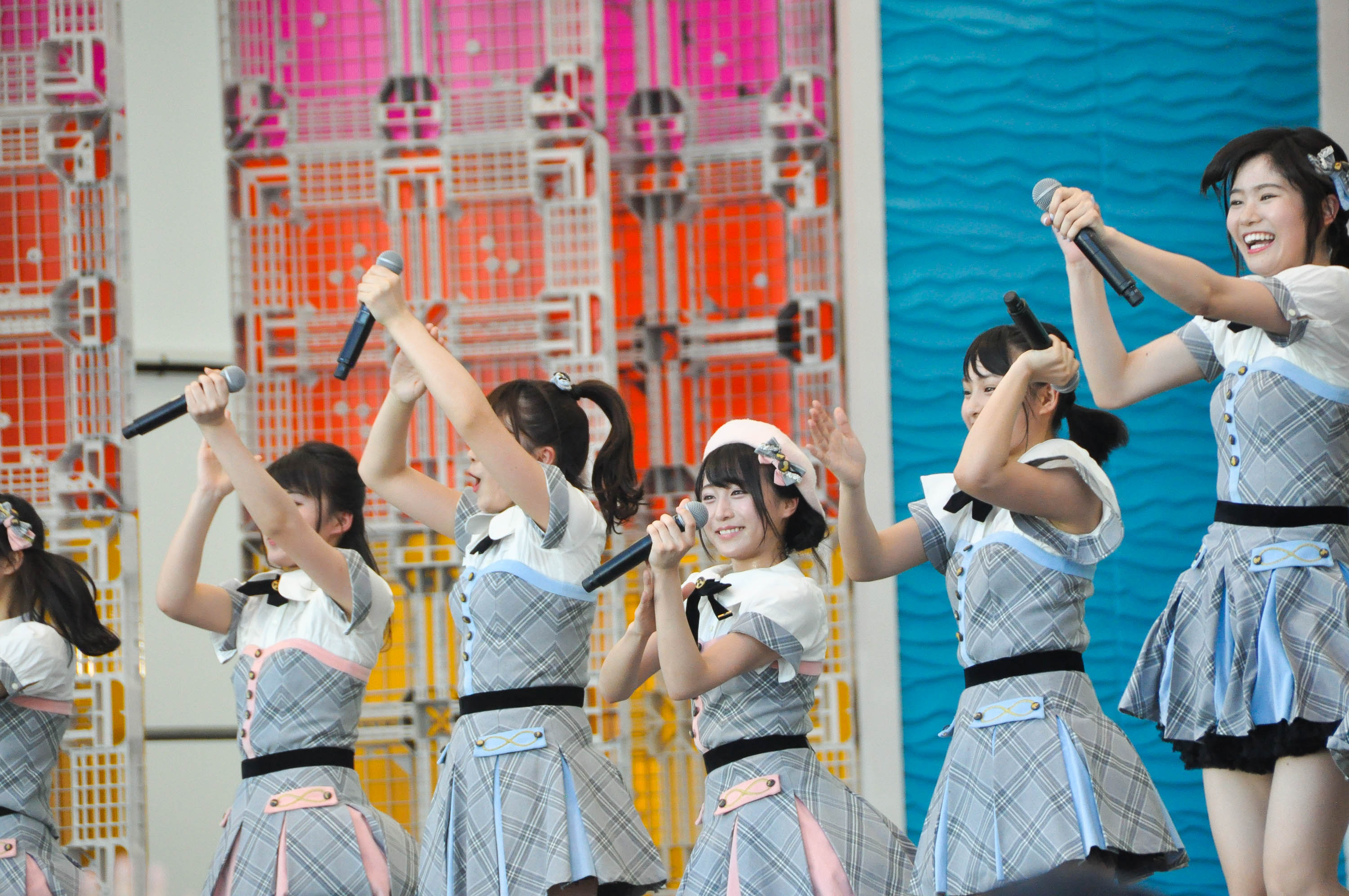 AKB48 Team 8