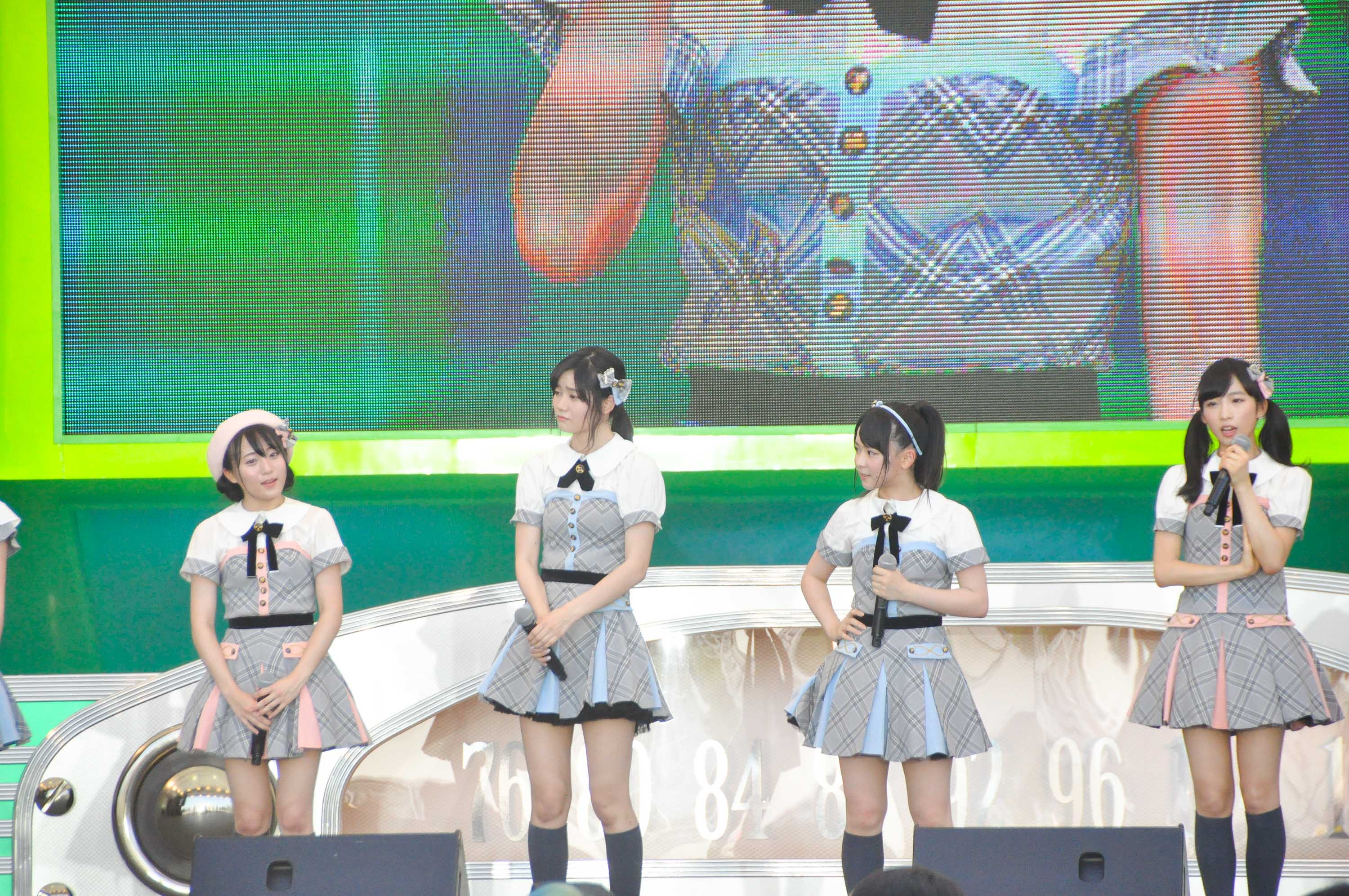 AKB48 Team 8
