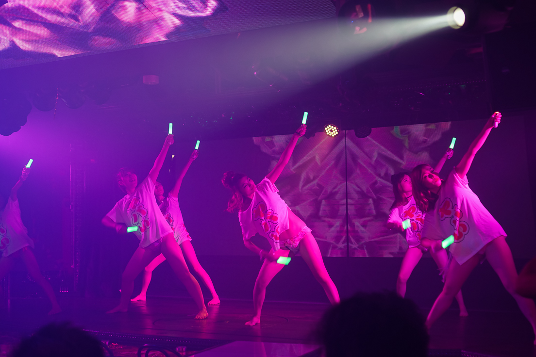 Burlesque annex YAVAY