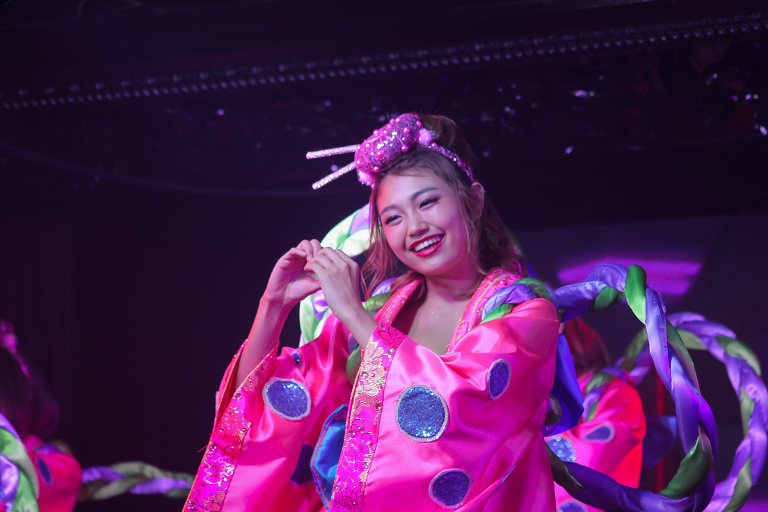 Burlesque annex YAVAY