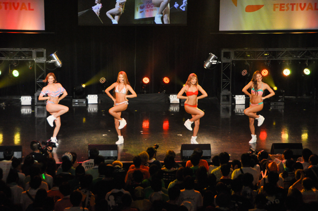 CYBERJAPAN DANCERS-43