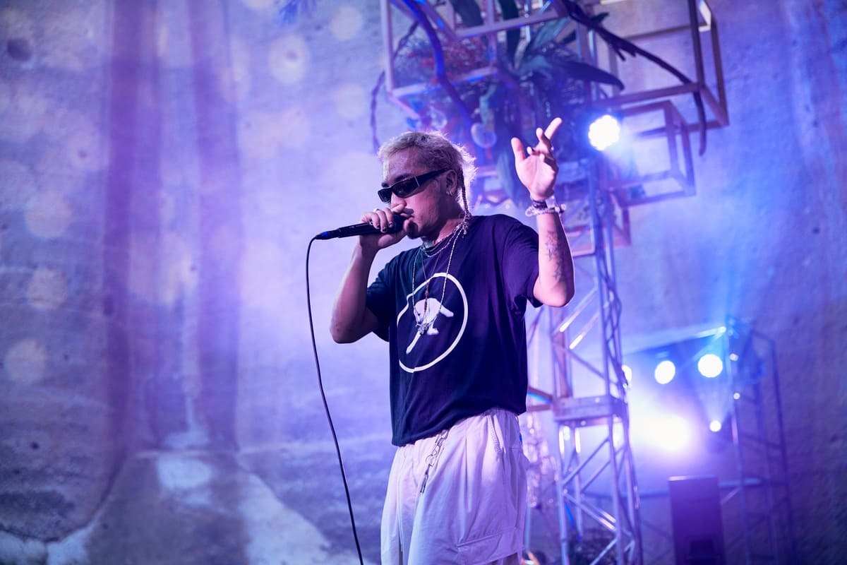 kZm photo by DAIKICHI KAWAZUMI