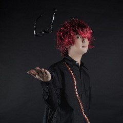 DJ&#039;TEKINASOMETHING