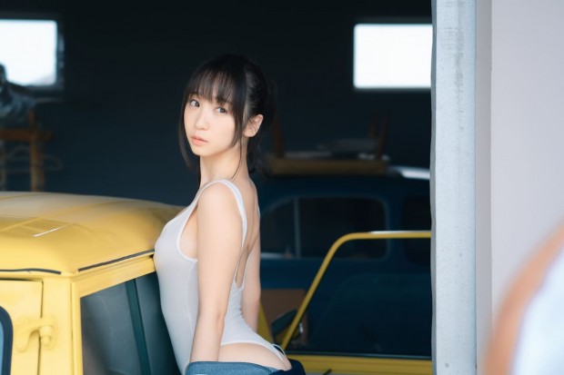 伊織もえさん『週刊ヤングジャンプ』オフショット5