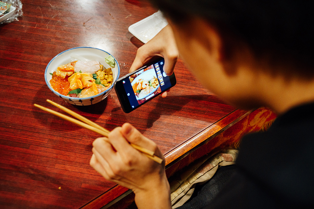 完成した海鮮丼