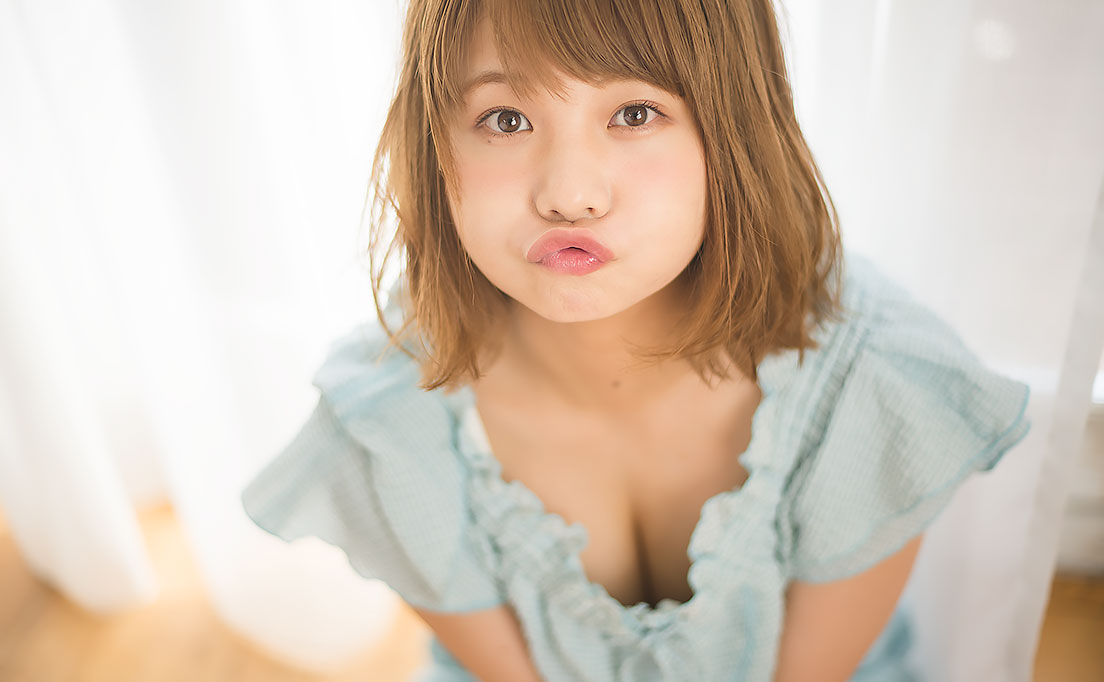 真奈さんグラビア写真