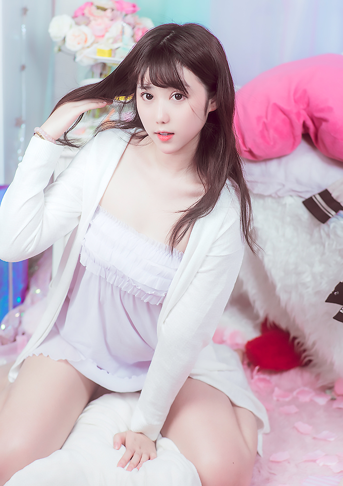 中国の至宝コスプレイヤー「鏡ちゃん」写真