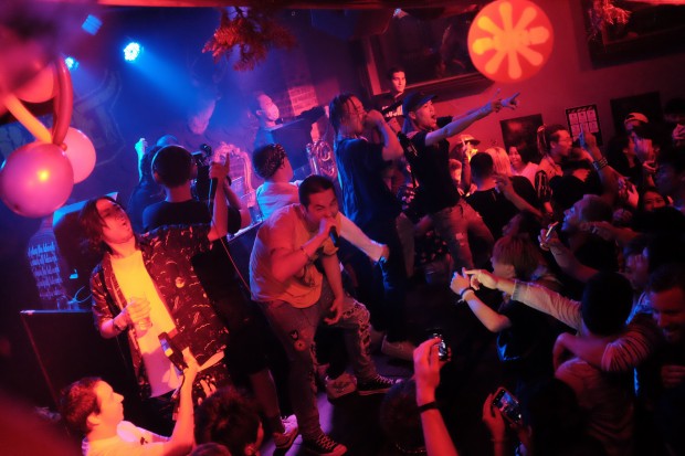 「Asia Rising: The Next Generation of Hip Hop」より