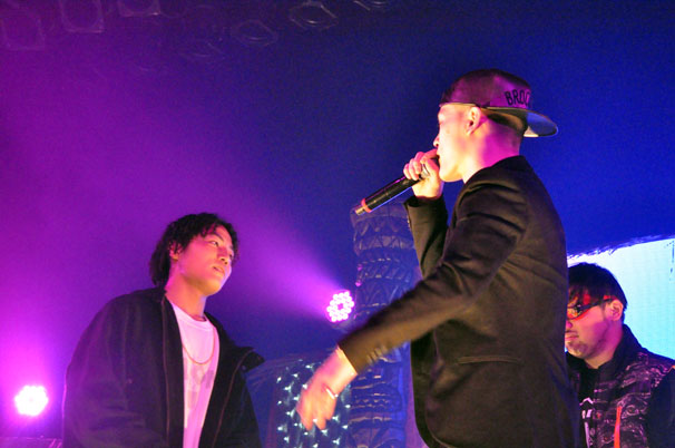 EINSHTEIN-vs-T-Pablow