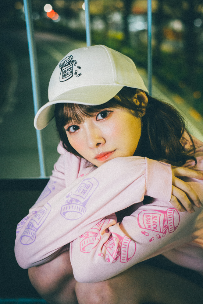 橋本ありなさんストリートスナップ23