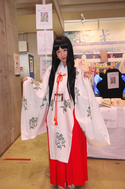 アヌビス・エンタテイメント＠阿佐ヶ谷アニメストリートのコンパニオン コミケC85コスプレ画像まとめ