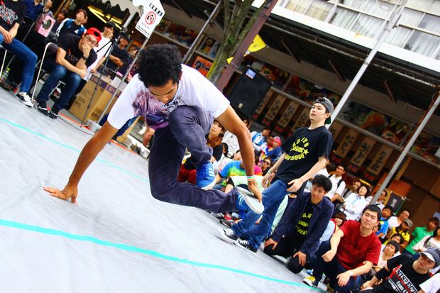 アニソンダンスの熱き戦い『アキバ×ストリート』初の東京予選を生配信