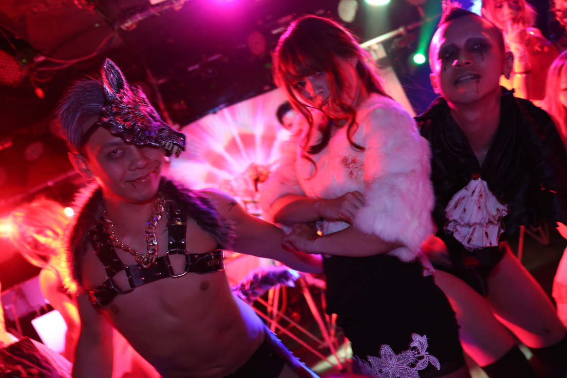 「歌舞伎町ハロウィン」のカオスなステージ